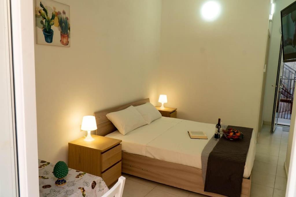 Casa Charm Rosaapartmentsortigia Συρακούσες Εξωτερικό φωτογραφία
