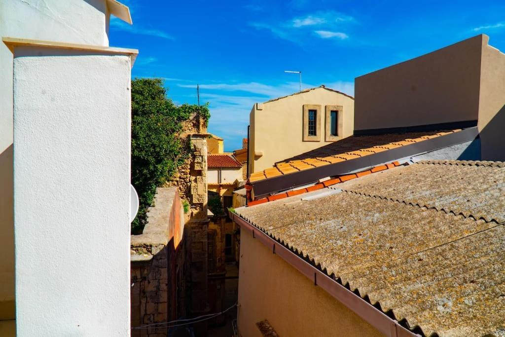 Casa Charm Rosaapartmentsortigia Συρακούσες Εξωτερικό φωτογραφία
